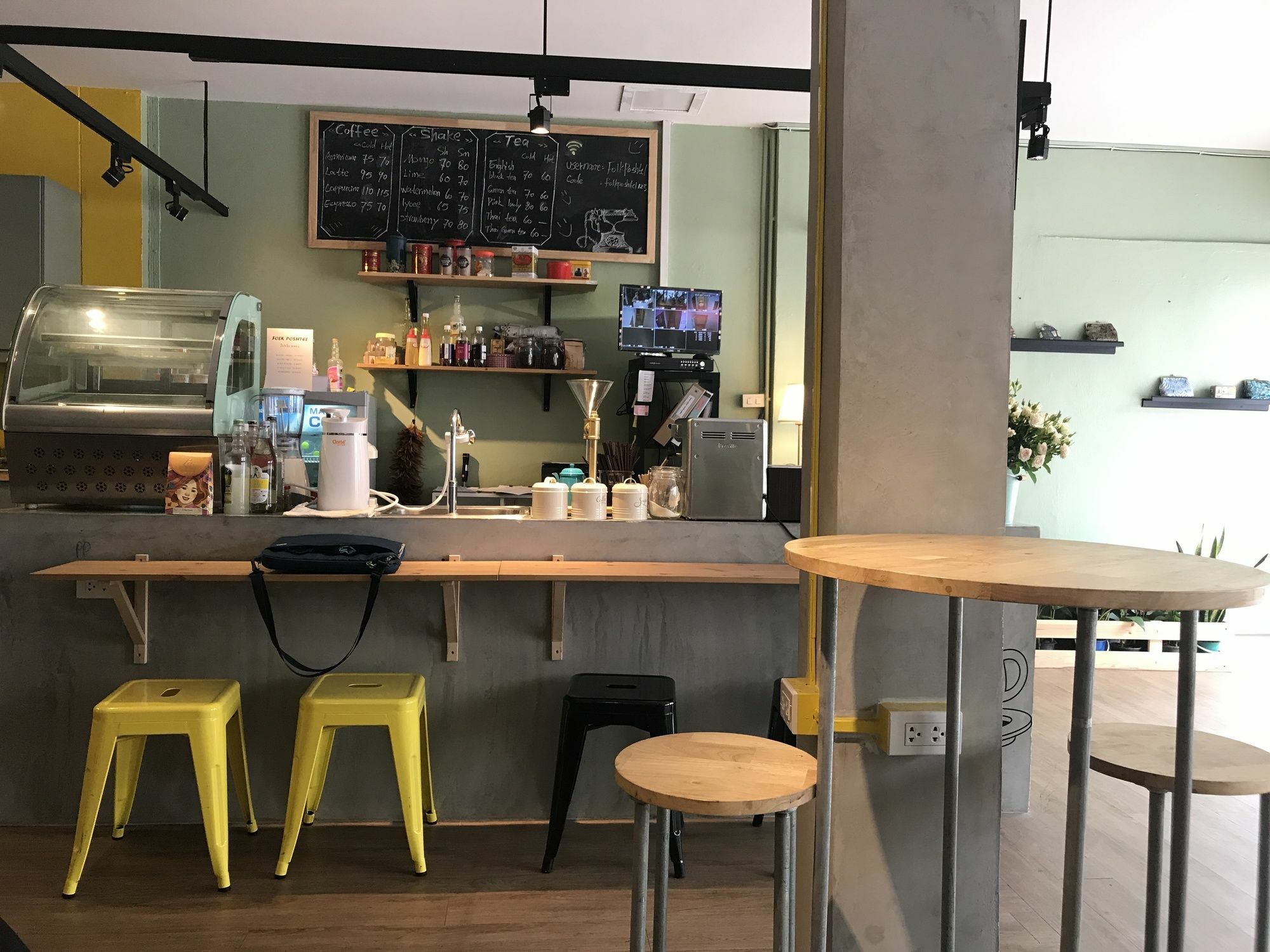 Folk Poshtel Silom Bed & Breakfast Bangkok Eksteriør bilde