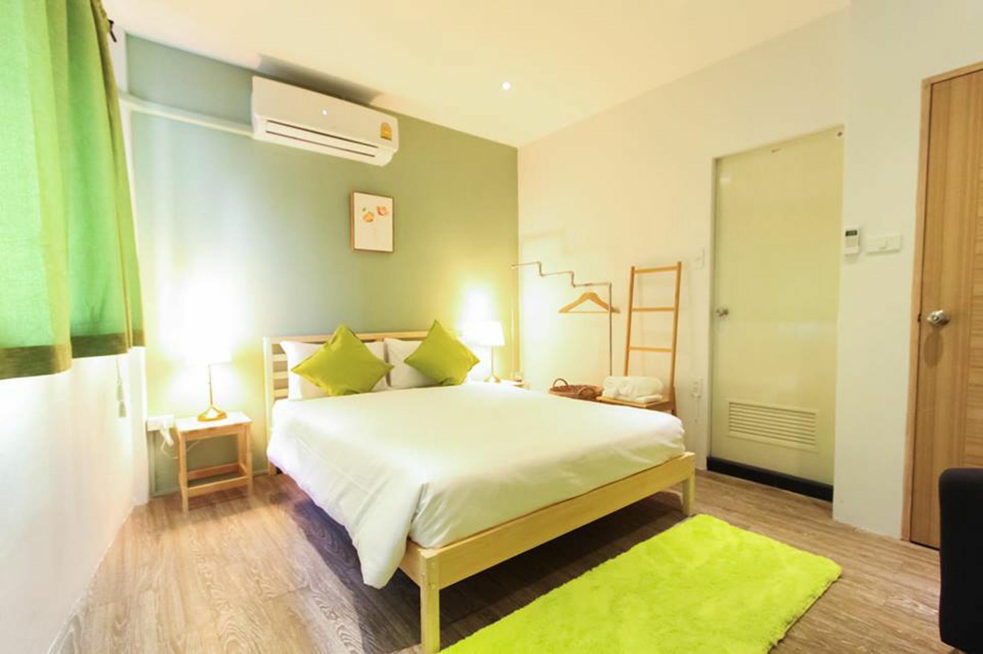 Folk Poshtel Silom Bed & Breakfast Bangkok Eksteriør bilde