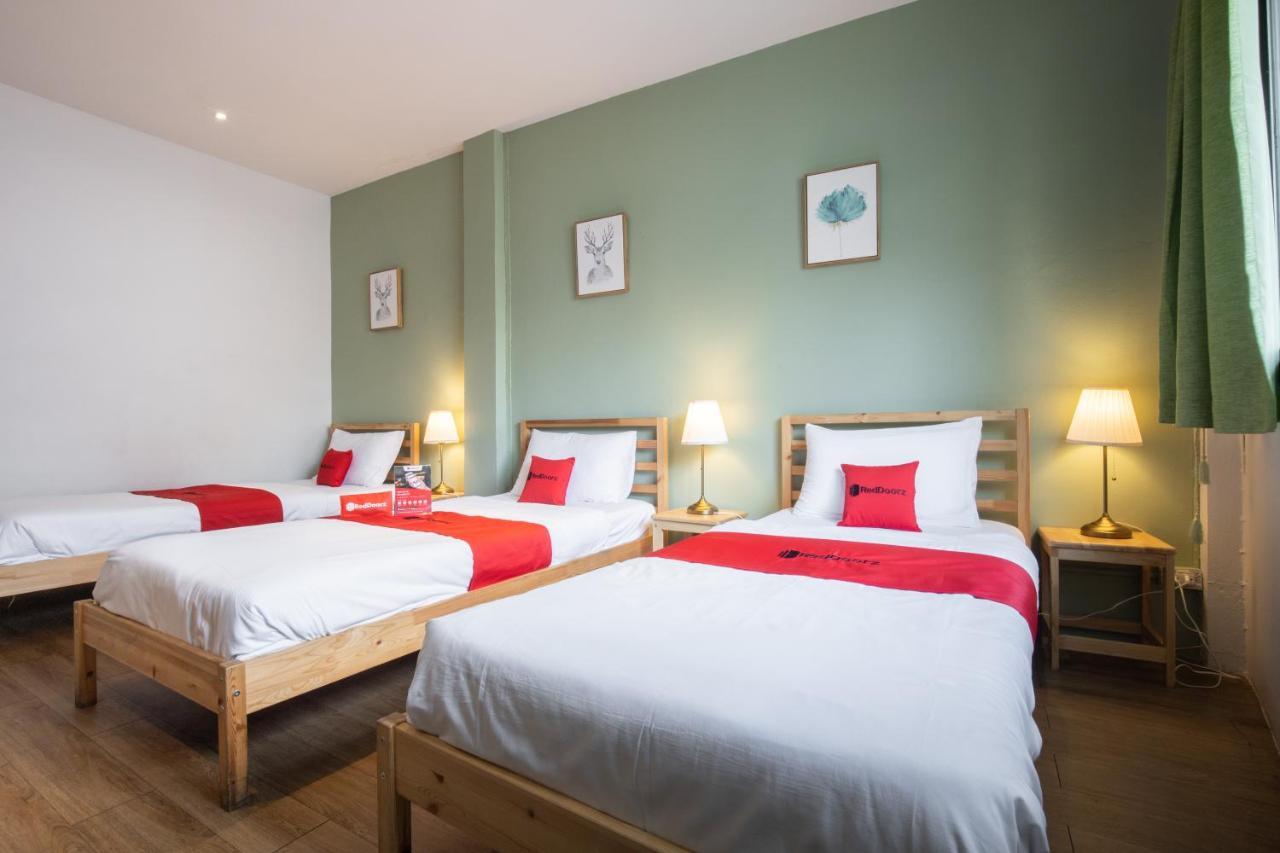 Folk Poshtel Silom Bed & Breakfast Bangkok Rom bilde